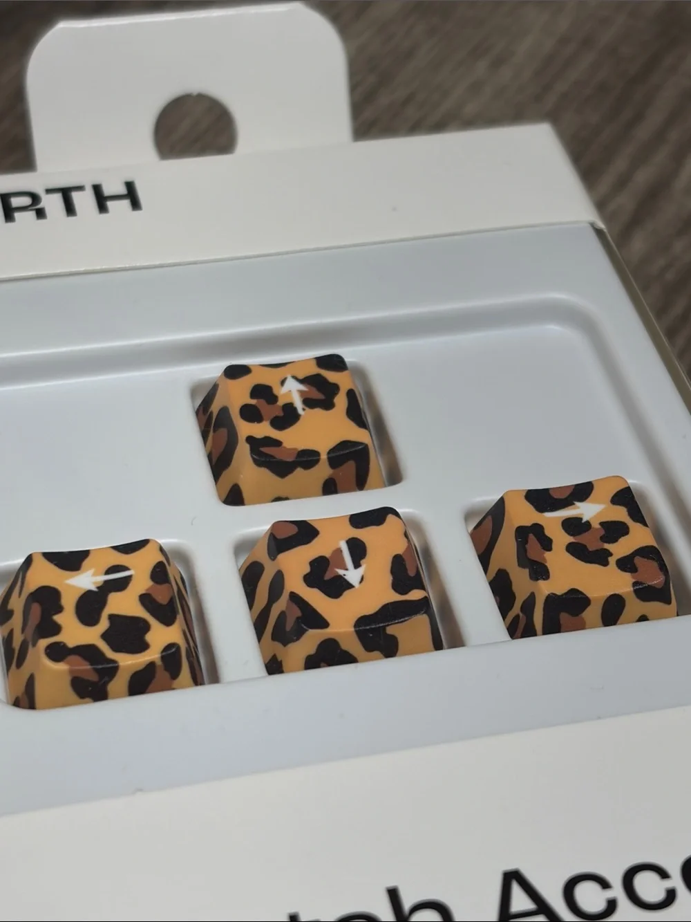 🌻5 for $30🌻 NORTH Cheetah Accent Key Cap Pack